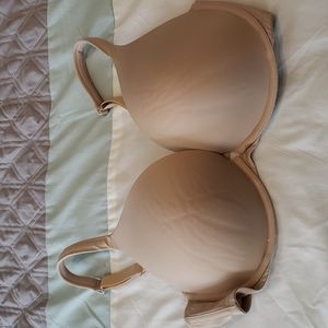Cacique boost plunge bra 40DD